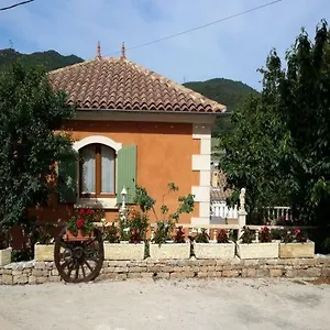 Casa Oliveiras Casa vacanze Flassans-sur-Issole