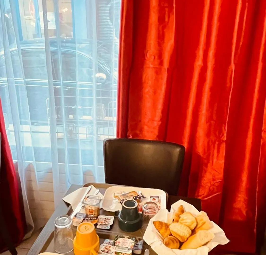 Jeff Hotel Parijs 2*,